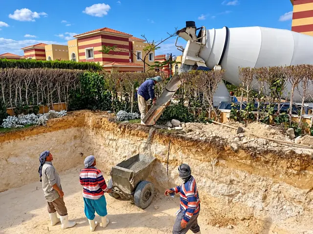 Casting the blinding concrete